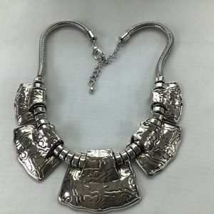 Vintage Elegant Necklace